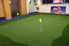 RyanAir Indoor Putting Green