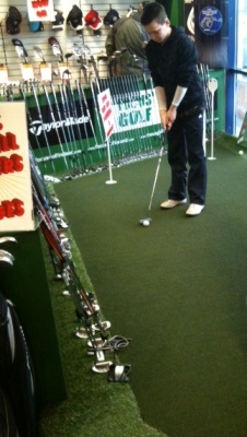 Indoor Putting Green – at Golf Retail Store