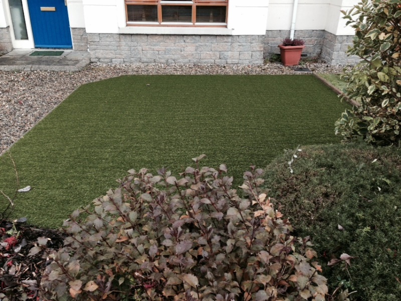Front garden after artificial grass