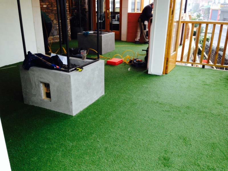 Outdoor Garden Area At The Laurels Pub Clondalkin
