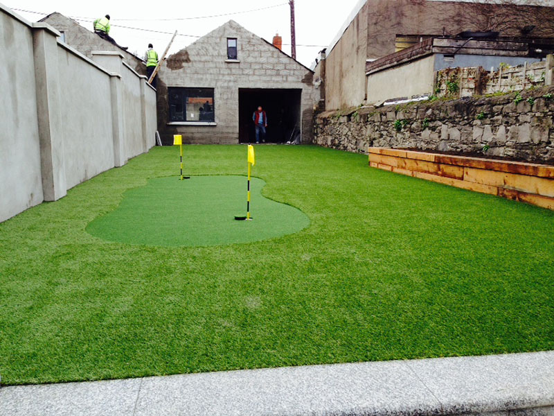 Artificial Grass garden at Waterloo Road in Ballsbridge