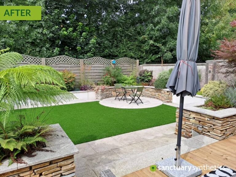 back garden artificial lawn - AFTER